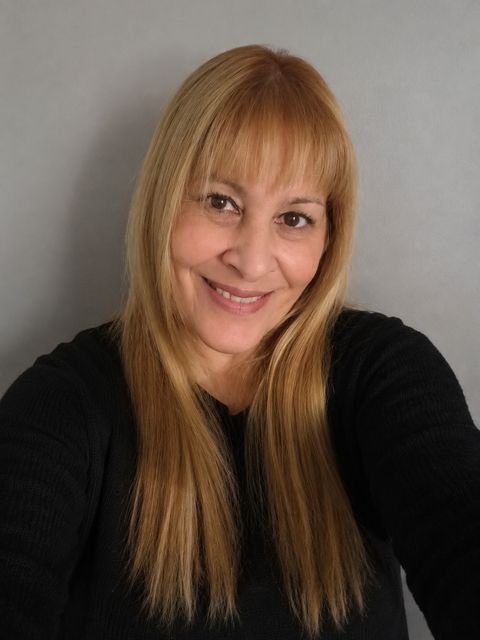 Nélida Miranda, especialista en amarres de amor con magia blanca en Argentina